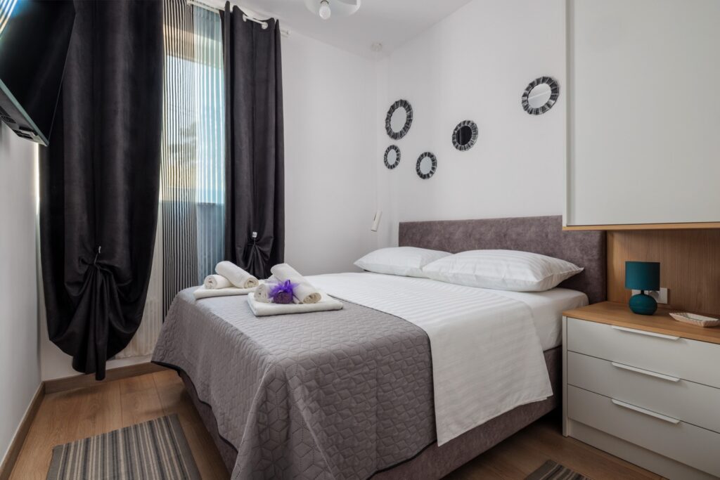 Ground-Floor Two-Bedroom Apartment