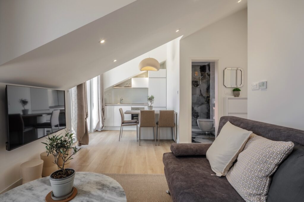 One-Bedroom Apartment with Sea View